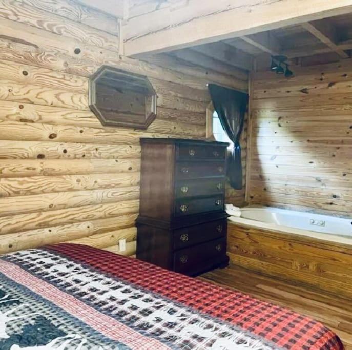 Rustic Black Bear Cabin Pigeon Forge Exterior foto