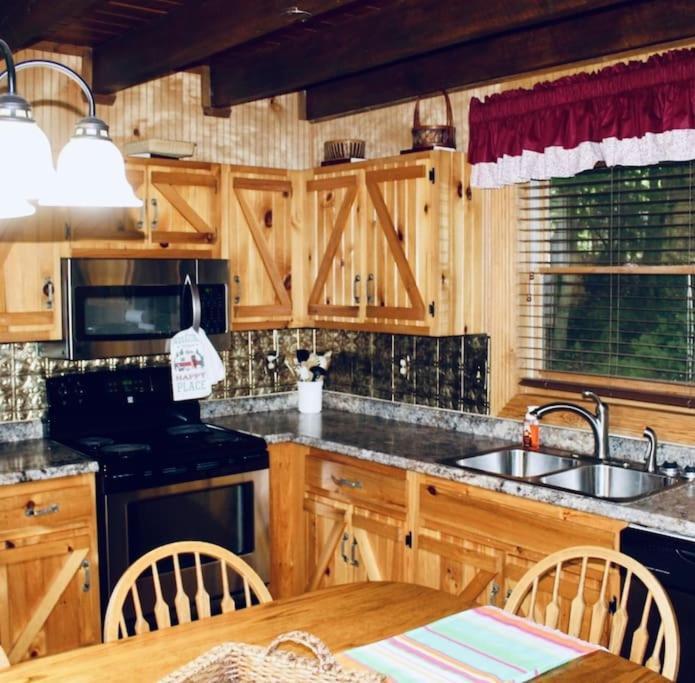 Rustic Black Bear Cabin Pigeon Forge Exterior foto
